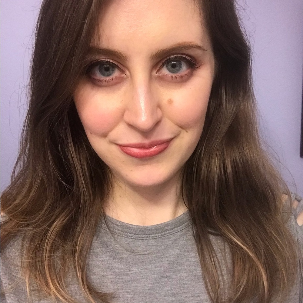 Meet your Posher, Julie